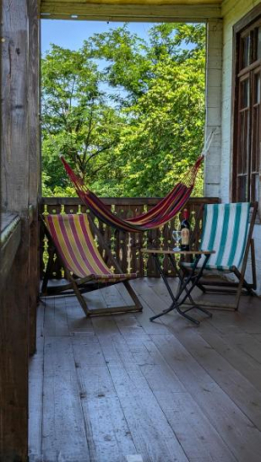 Tasia Guesthouse